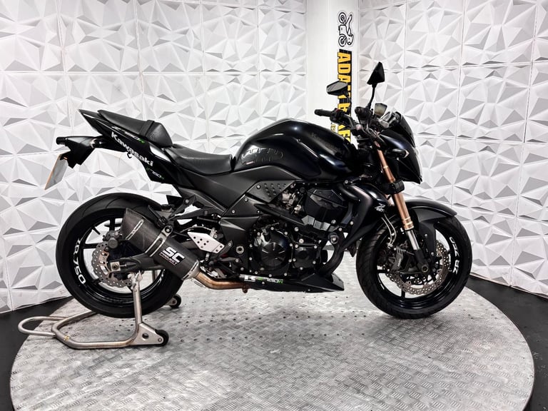 2012 Kawasaki ZR750 | *WARRENTY PROVIDED*