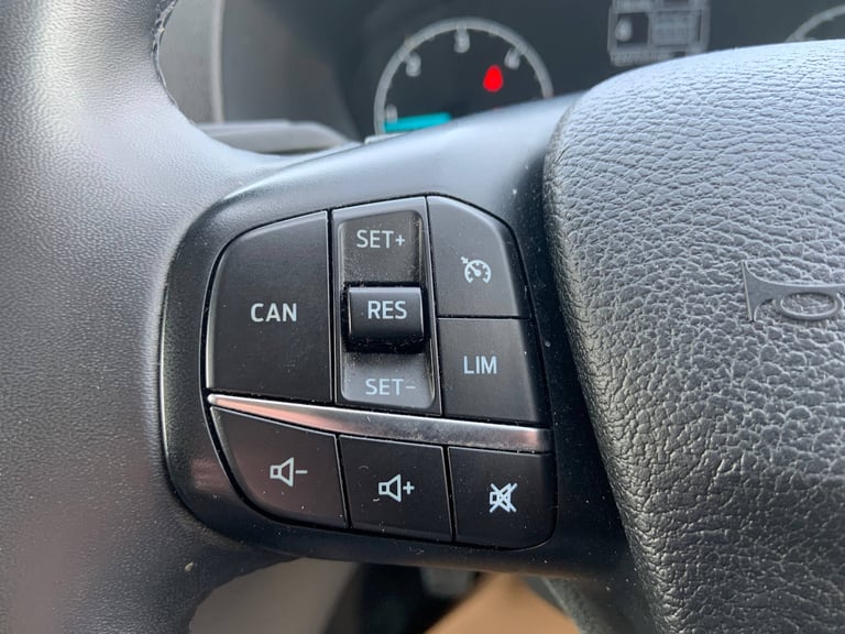 2023 Ford Transit Custom 300 2.0 EcoBlue 130ps L1 D/Cab Limited  Double Cab DIESEL Manual