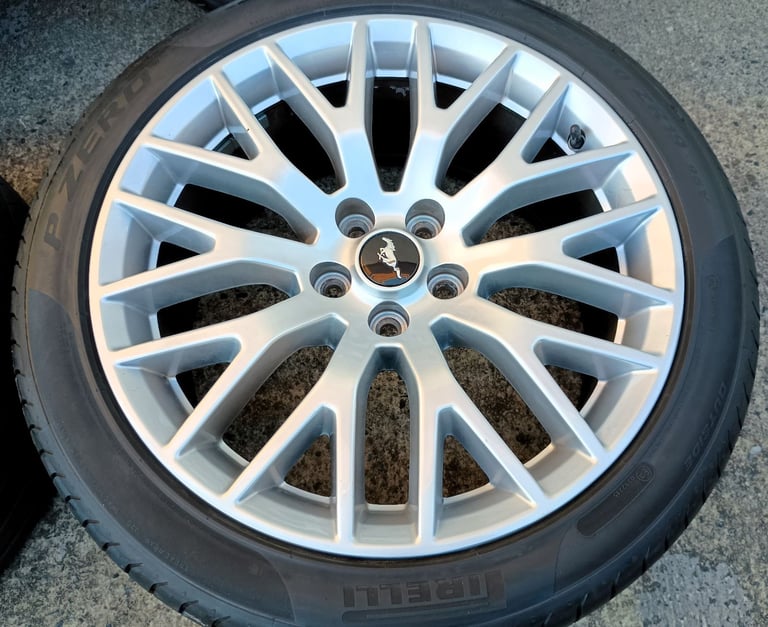 19" FORD MUSTANG ALLOYS 5x114.3 WHEELS TYRES 9J ET45 70.5CB JDM FITMENT