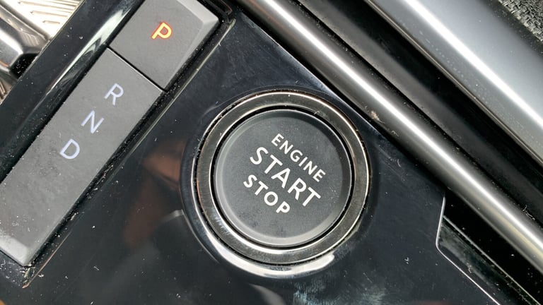 2024 Peugeot 3008 73kWh GT SUV 5dr Electric Auto (210 ps) SUV Electric Automatic