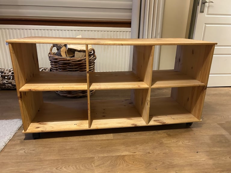 Storage unit. Tubs not included. 