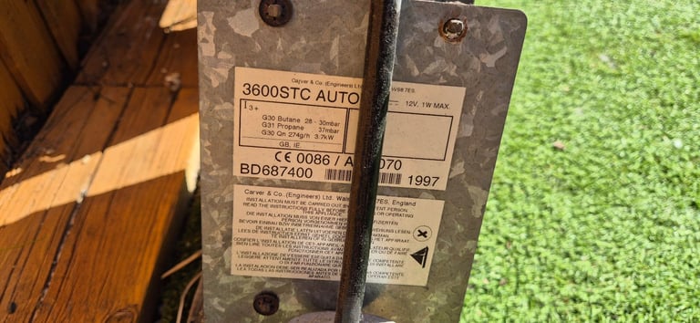 CARVER FANMASTER 3600STC AUTO gas and electric heater for camper caravan motorhome.