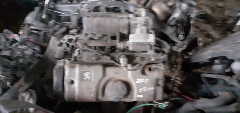 Car engines and gearbox for Low price sale please call