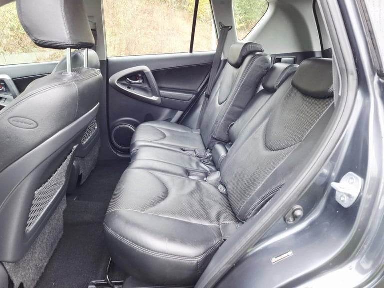 2007 Toyota RAV4 2.0 XT4 SUV 5dr Petrol Automatic 4WD (212 g/km, 150 bhp) ESTATE Petrol Automatic
