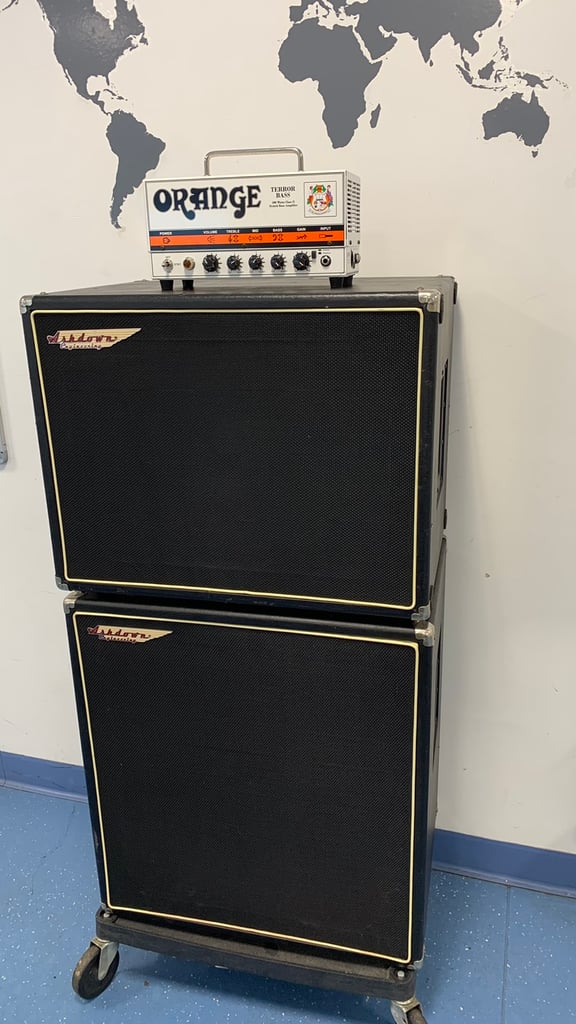 Ashdown Bass guitar Cabs 15” & 4x10” Orange Terror bass 500w amp extra