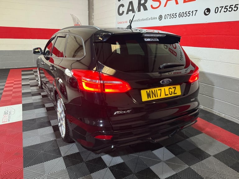2017 Ford Focus 1.0T EcoBoost ST-Line Euro 6 (s/s) 5dr ESTATE Petrol Manual