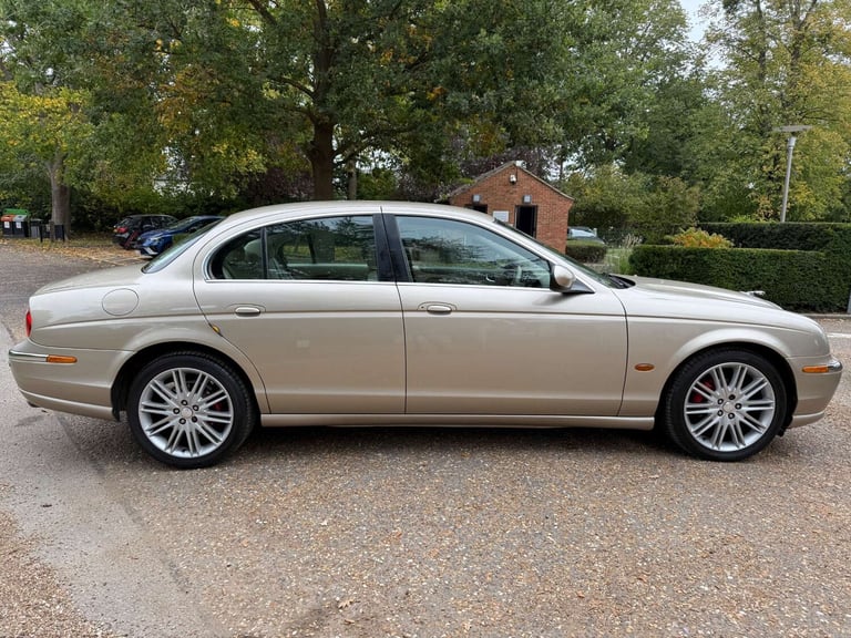 2003 Jaguar S-Type 2.5 S-Type V6 SE Auto 4dr Saloon Petrol Automatic