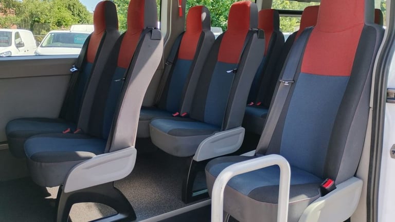 2018 Renault Master 17 SEAT MINIBUS LWB MEDIUM ROOF LM35 145 PS With 6 speed Gearbox, Auto Ligh M...