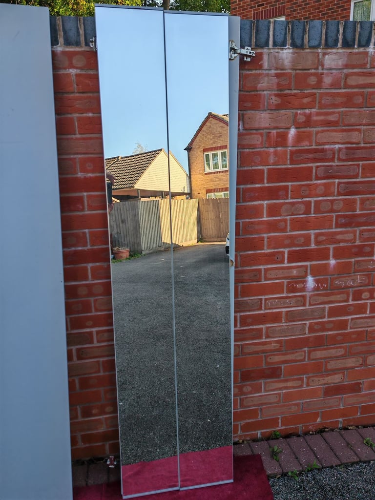 2 IKEA Pax Mirror Doors for PAX wardrobe frame FREE DELIVERY 066