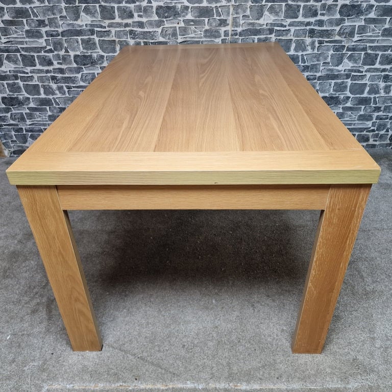 Oak Veneer Dining Table
