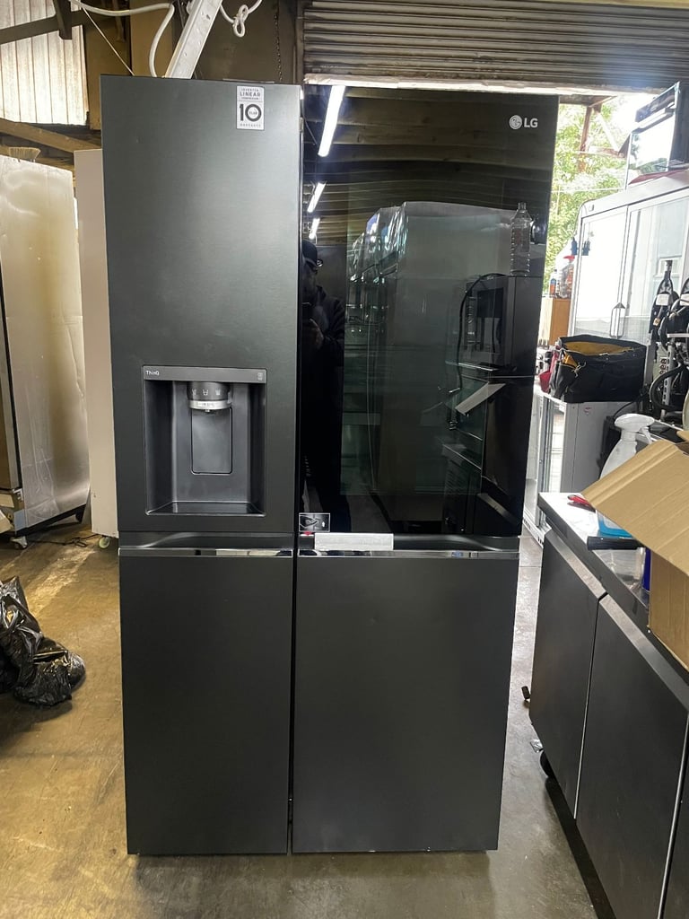 LG InstaView ThinQ Wifi -Plumbed American Fridge Freezer-Matte Black-BRAND NEW-DOOR IN DOOR