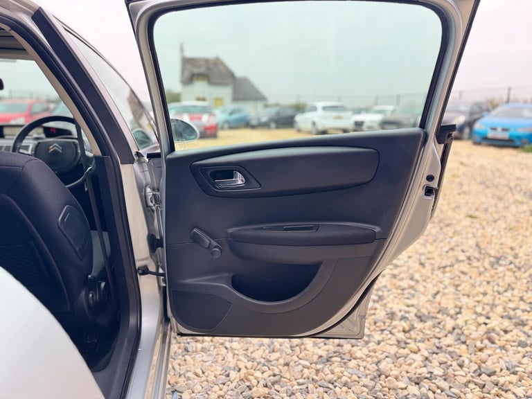 Citroen C4 1.6 HDi Cachet 5dr Diesel Manual - Image 24
