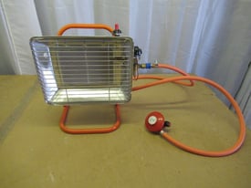 SEALEY LP14 SPACE HEATER AND CALOR GAS BOTTLE