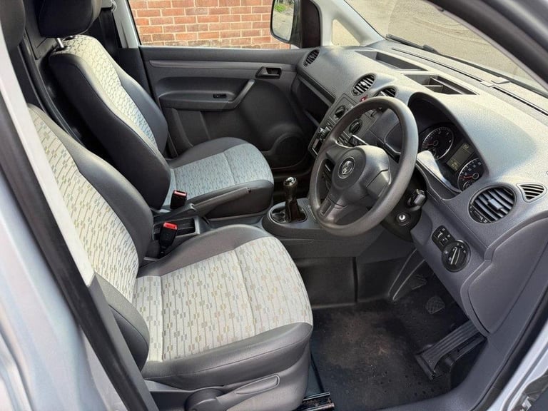2013 13 VOLKSWAGEN CADDY MAXI 1.6 TDI C20 MAXI PANEL VAN 5DR DIESEL MANUAL FWD (
