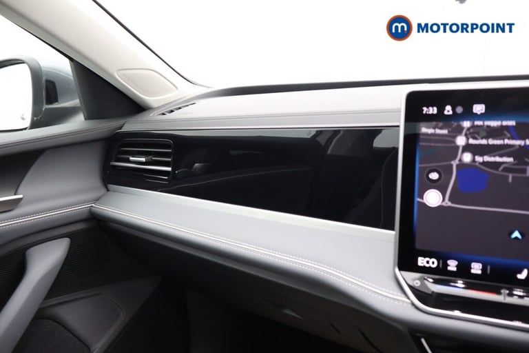 2025 Volkswagen Passat 1.5 TSI eHybrid Life 5dr DSG Estate Hybrid Automatic