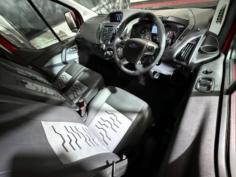 2014 Ford Transit Custom 2.2 TDCi 290 Sport L1 H1 5dr PANEL VAN Diesel Manual