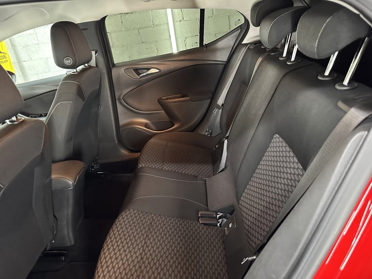 2016 Vauxhall Astra 1.0i Turbo ecoFLEX Tech Line Hatchback 5dr Petrol Manual