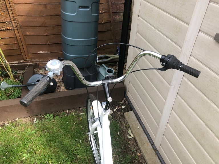 Trike adult bike 17” frame in lovely condition nr5 9