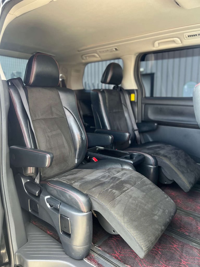 2014 Toyota Vellfire 2.4+GOLDEN EYES+GRADE 4B+FRESH IMPORT+ MPV Petrol Automatic