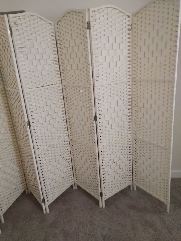 Wicker  folding screen. 6 panels