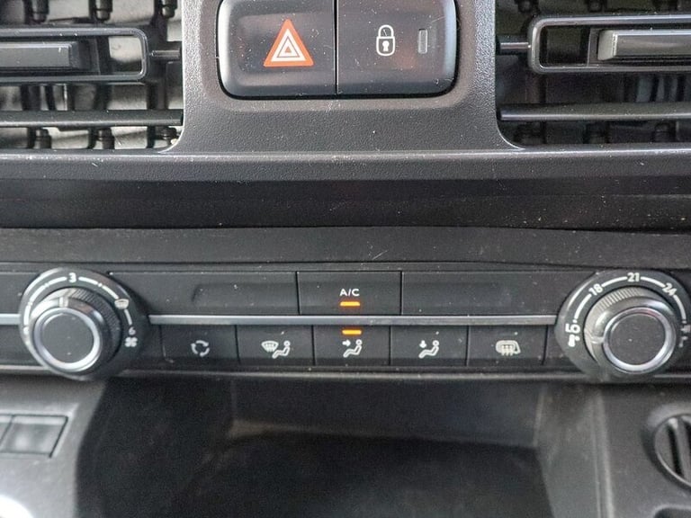 2021 Vauxhall Combo 2300 SPORTIVE 1.5 TURBO D, 100BHP, L1 SWB VAN, Air Con, Cruise Control, 3 S S...