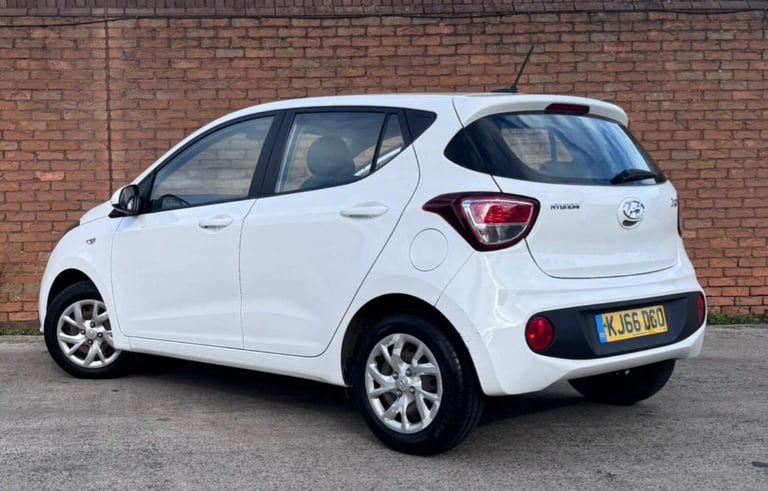 2017 Hyundai i10 1.0 SE 5dr HATCHBACK PETROL Manual