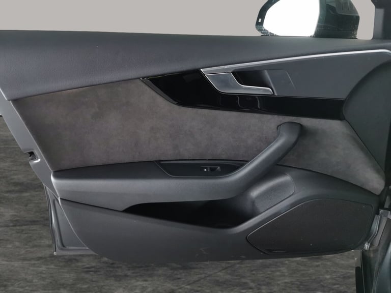 2019 Audi A4 35 TFSI Black Edition 5dr S Tronic ESTATE PETROL Automatic