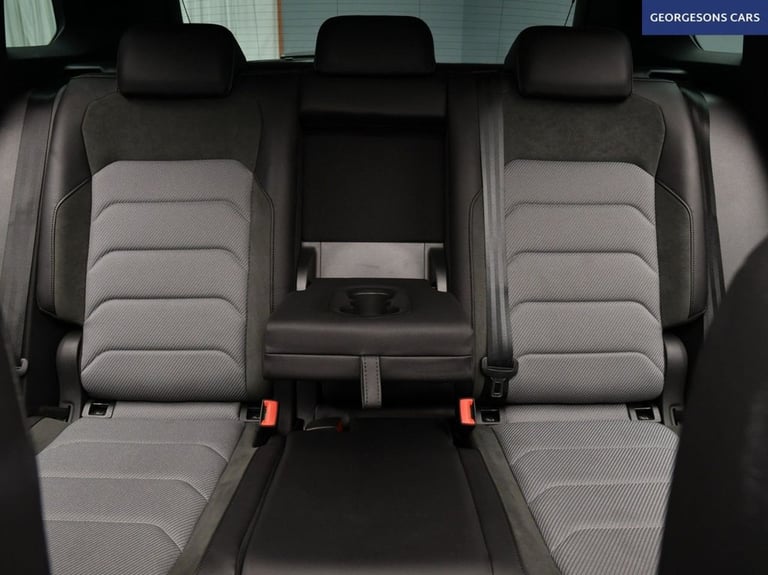 2020 Volkswagen Tiguan 2.0 TSi 230 4Motion SEL 5dr DSG ESTATE PETROL Automatic