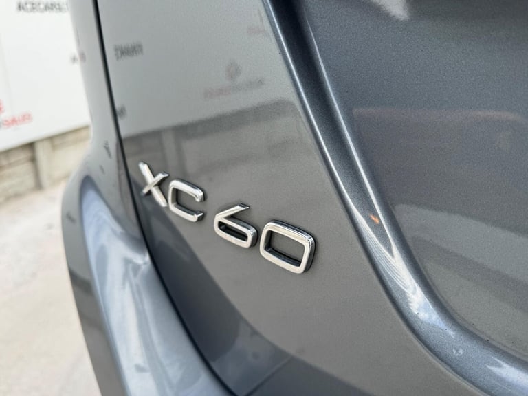 2017 Volvo XC60 D4 [190] SE Nav 5dr Geartronic [Leather] ESTATE DIESEL Automatic