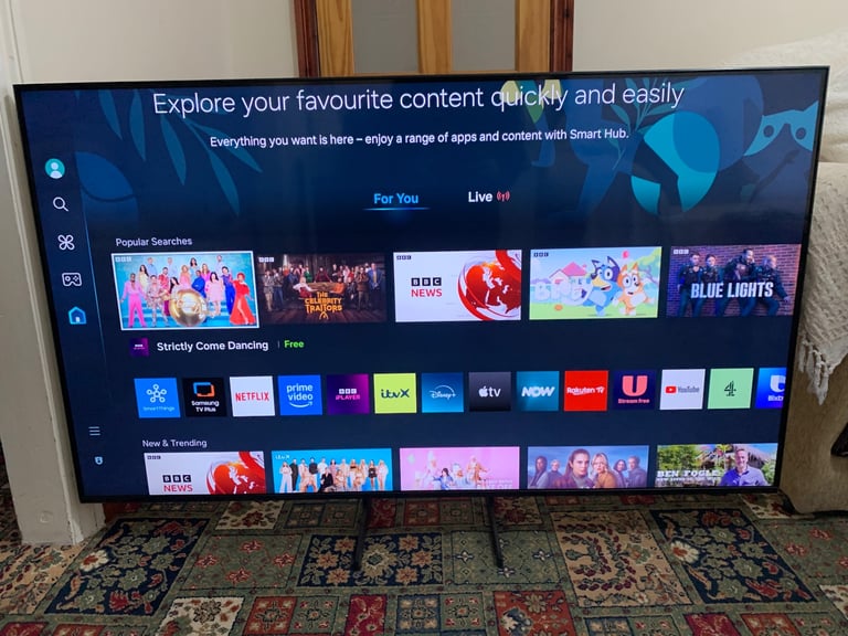 image for SAMSUNG UE55DU7100 55 Inch Smart 4K Ultra HD HDR LED TV with Bixby