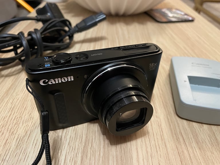 Canon PowerShot SX610 HS 18x Optical Zoom Wi-fi Digital Camera