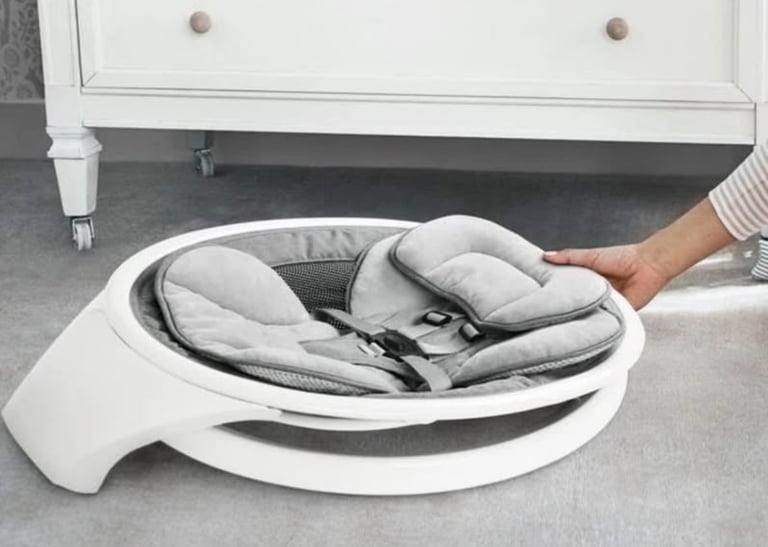 Munchkin baby bouncer (electric)