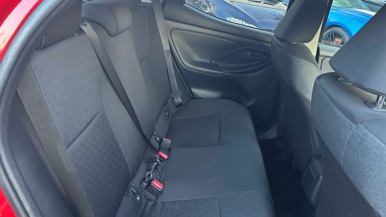 2022 Toyota Yaris 1.5 Hybrid Design 5dr CVT HATCHBACK PETROL/ELECTRIC Automatic