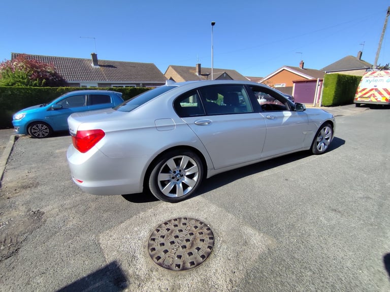 BMW, 730LD SERIES, Saloon, 2010, Semi-Auto, 2993 (cc), 4 doors