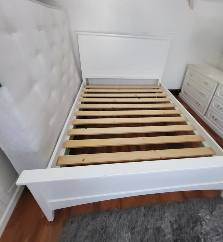 Kingsize bed king size & mattress 