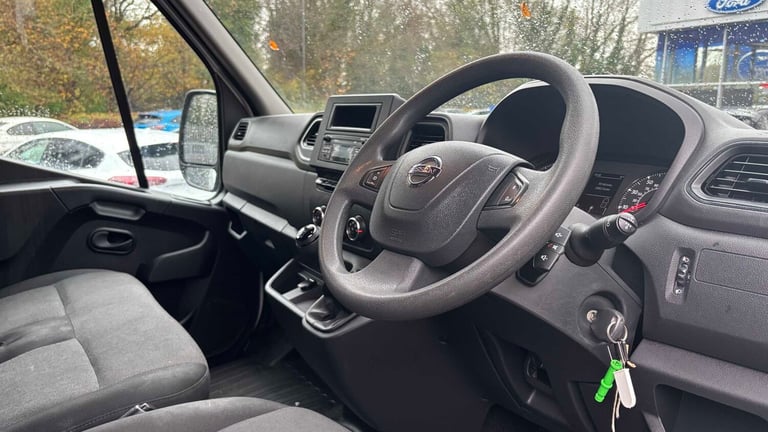  Nissan Interstar 2.3 dci 135ps H2 Acenta Van Medium Roof Van Diesel Manual