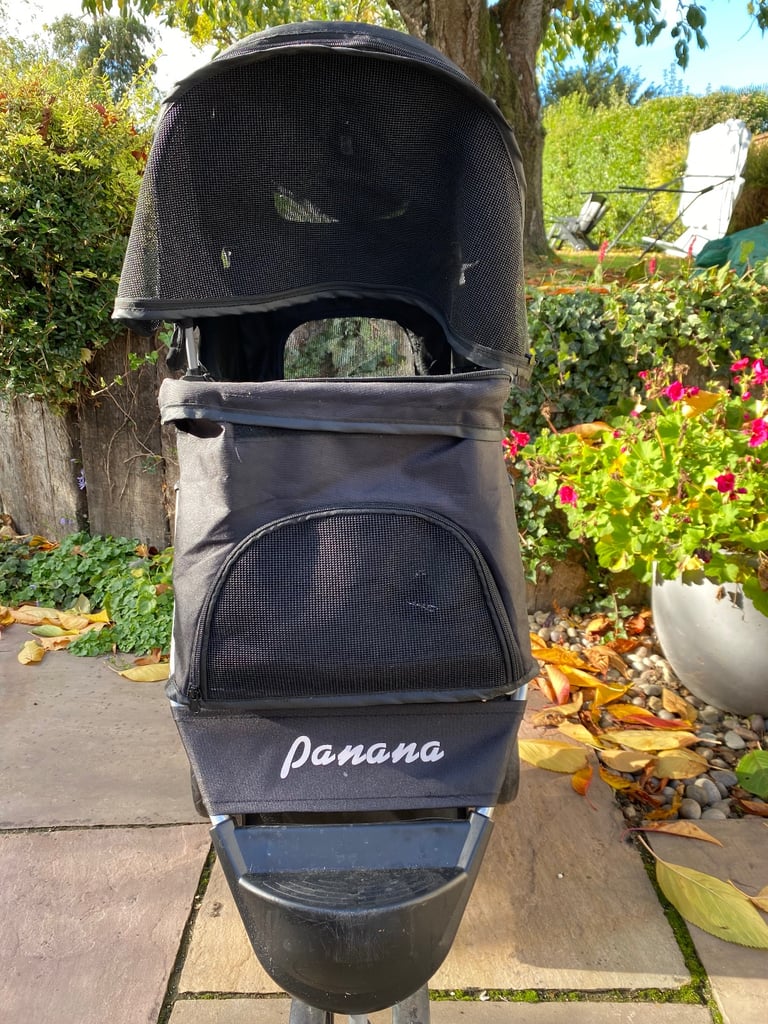 Dog pram