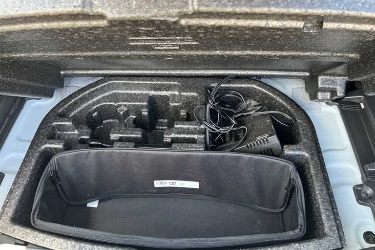 2021 Hyundai KONA 39kWh SE SUV 5dr Electric Auto (10.5kW Charger) (136 ps) SUV Electric Automatic