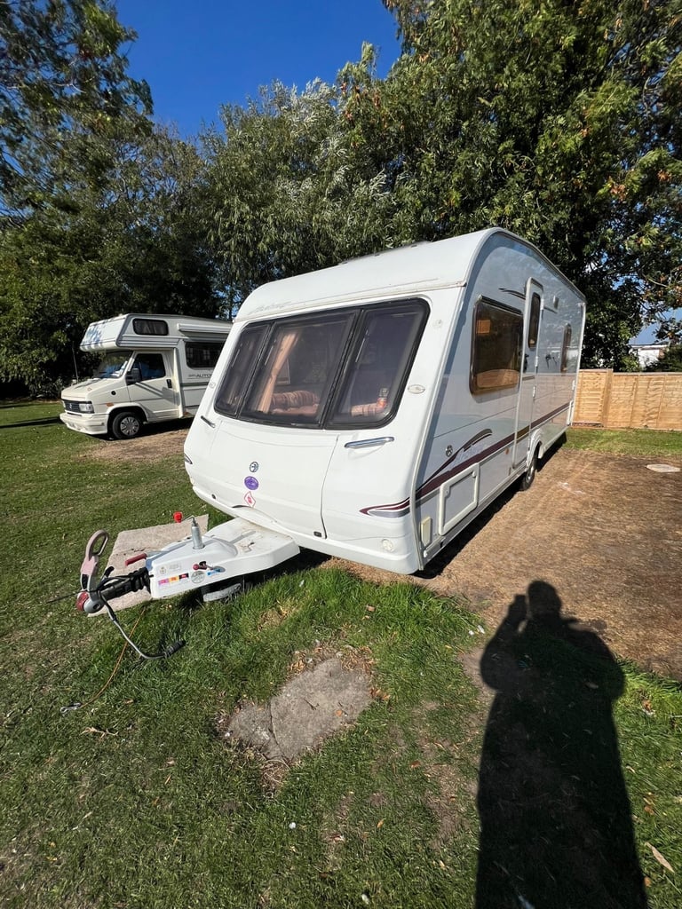 Swift Archway Hartwell Fixed Bed Awning & Motor Mover