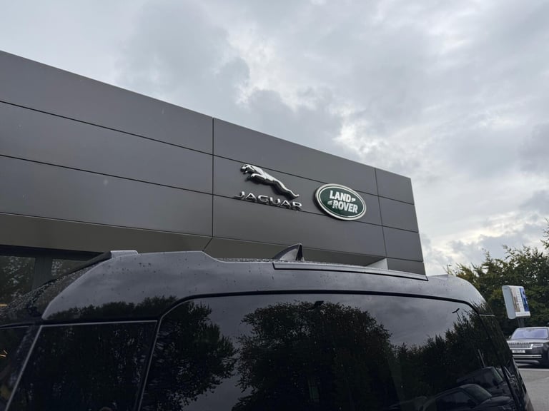 2022 Land Rover Defender 110 2.0 P400e 15.4kWh X-Dynamic HSE SUV 5dr Petrol Plug-in Hybrid Auto 4...