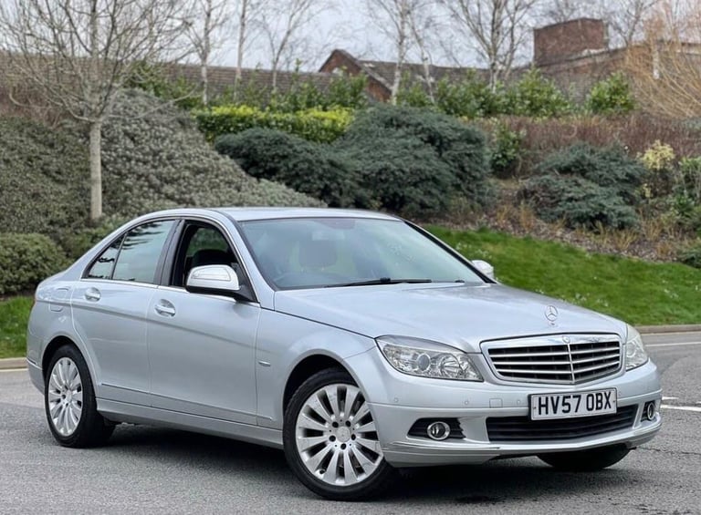 image for 2007 Mercedes-Benz C-Class 3.5 C350 V6 Elegance G-Tronic Euro 4 4dr SALOON Petrol Automatic