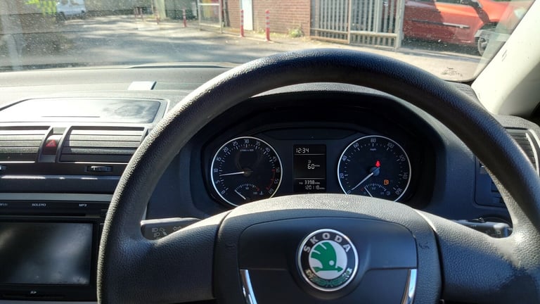 2012 Skoda Octavia 1.6 TDI CR SE 5dr HATCHBACK Diesel Manual