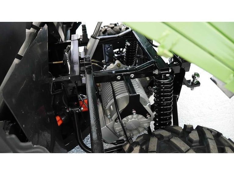 Electric Wheels Nipper Lite 4x4 UTV Gator