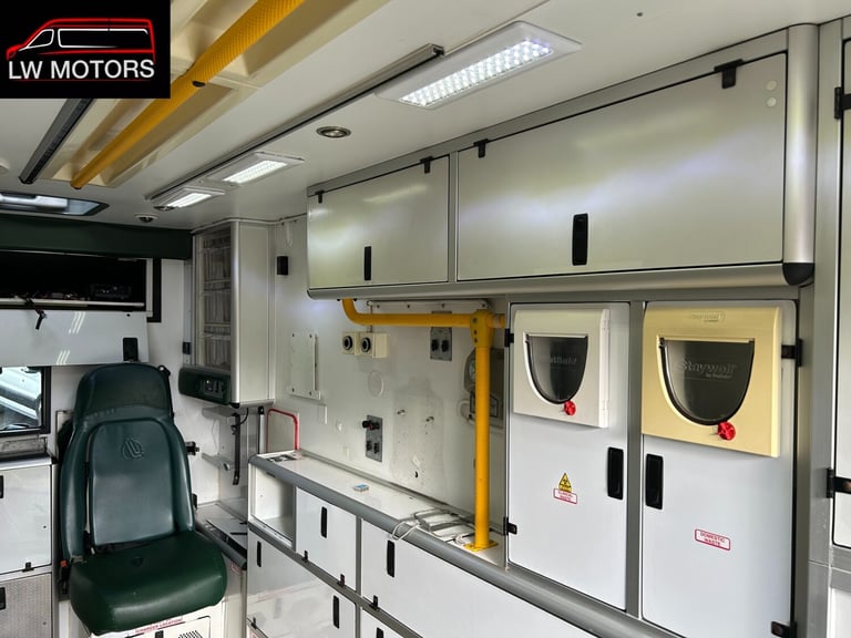 MERCEDES BENZ SPRINTER 519 CDI DIRECT EX AMBULANCE SERIVICS 2017 17 REG EURO 6