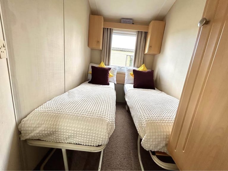 Stunning static caravan - Own by repaying per month! Useable 11.5 months per year