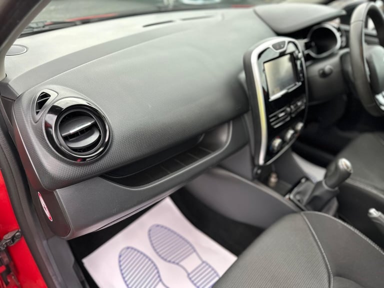 2015 Renault Clio 1.2 16V Dynamique Nav Euro 6 5dr HATCHBACK Petrol Manual