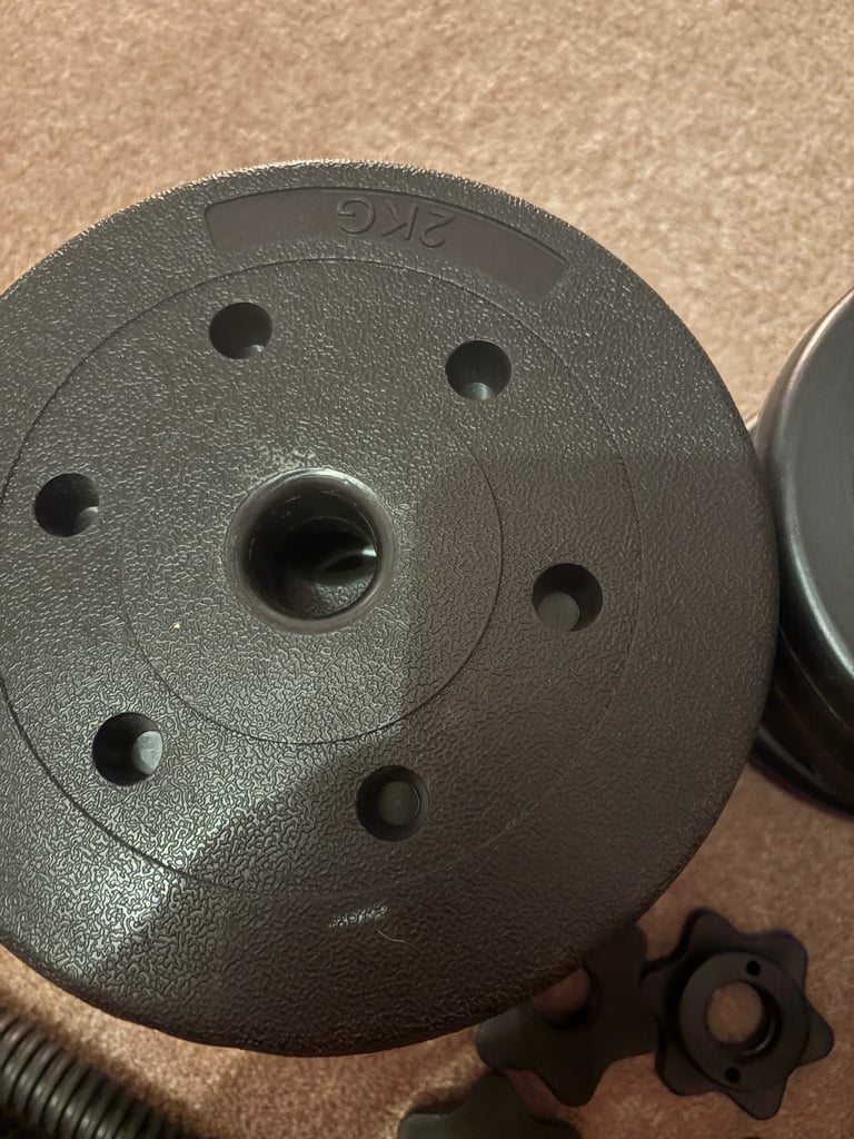 Set of adjustable weights/dumbells