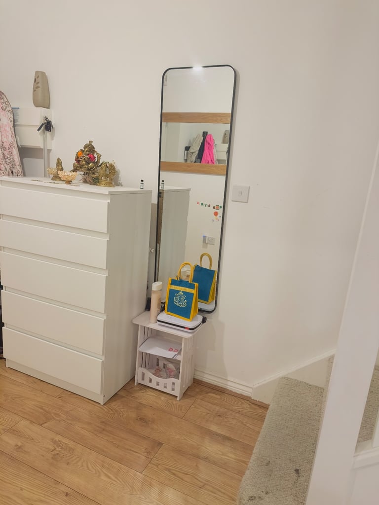 En-suite Room And Single Room 