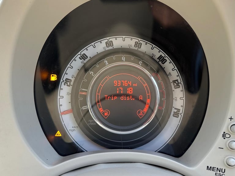 FIAT 500 1.2 Pop Hatchback 3dr Petrol Manual Euro 4 (69 bhp) 2013