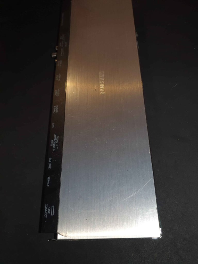 [NEW] Samsung One Connect Box AND CABLE for UE55HU8500 UE64HU8500 TVs BN494-07687B